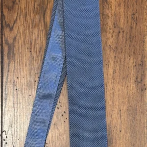 NWT Brooks Brothers Knit Solid Charcoal Gray 100% Silk