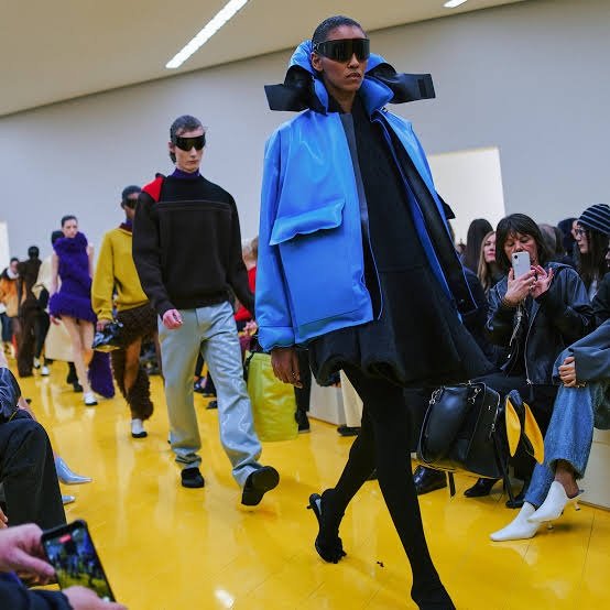 The Most Popular Junya Watanabe Collections of All Time featuring iconic runway fashion, innovative tailoring, premium craftsmanship, and signature Japanese designer clothing.